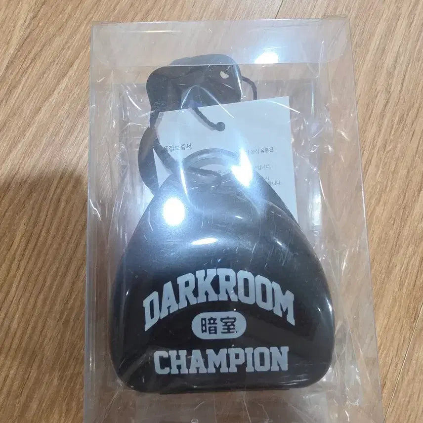 [BUNJANG] Darkroom x Champion Collaboration Mouthpiece / 다크룸 x 챔피온 마우스피스 새제품 판매합니다.