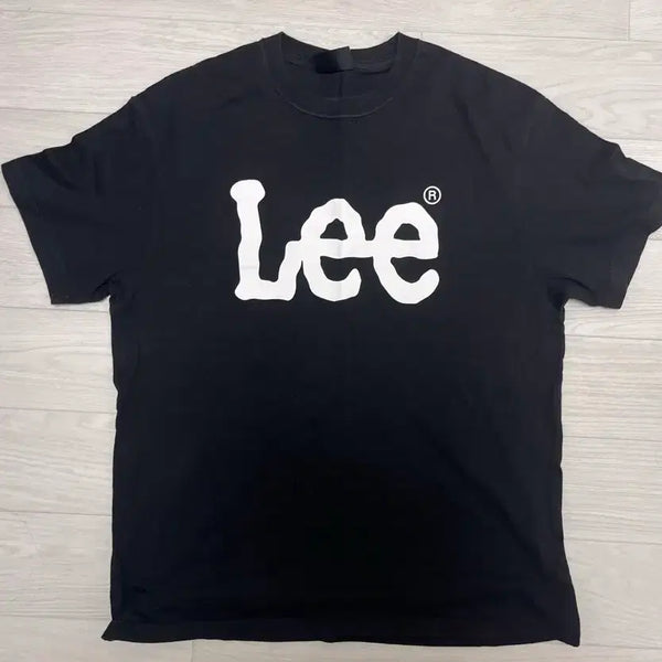 [BUNJANG] Lee Black Logo Short Sleeve T-Shirt / Lee 블랙 로고 반팔티