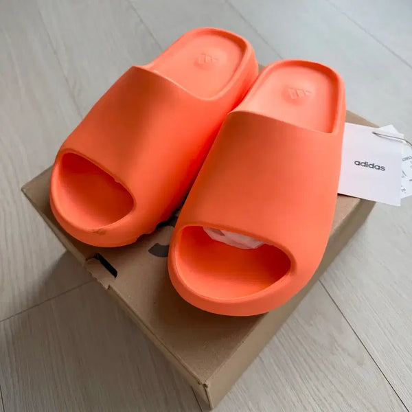 [BUNJANG] Adidas Yeezy Slide "Inflame Orange" Size 255 / 아디다스 이지 슬라이드 인플레임 오렌지 255 슬리퍼