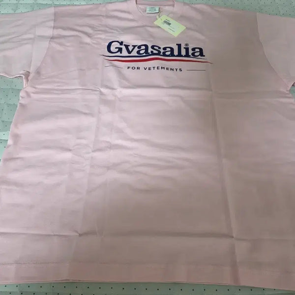 [BUNJANG] VETEMENTS x Zazalia Oversized Baby Pink T-Shirt / [L] 베트멍 즈바살리아 베이비핑크 오버사이즈 티셔츠