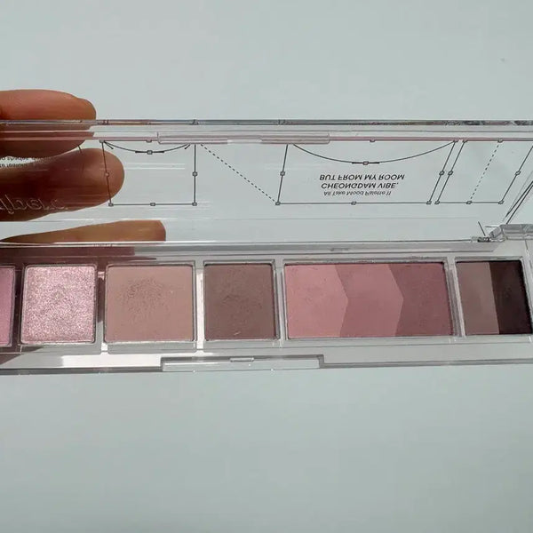 [BUNJANG] Peripera Bangguseok Cheongdam Shop Mijeugeun Artist Palette / 페리페라 방구석 청담샵 미지근 아티스트