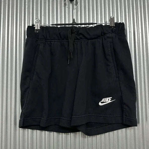 [BUNJANG] Nike Black Small Logo Sweat Shorts XL / [XL] 나이키 블랙 스몰 로고 트레이닝 반바지 / 숏팬츠
