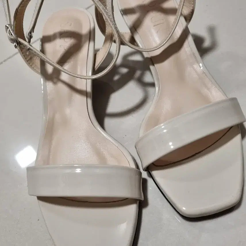 [BUNJANG] Sappun Audrey Mary Jane Strap Sandals Beige 230mm / 슈즈 쇼핑몰 사뿐 오드리 메리제인 스트랩 샌들