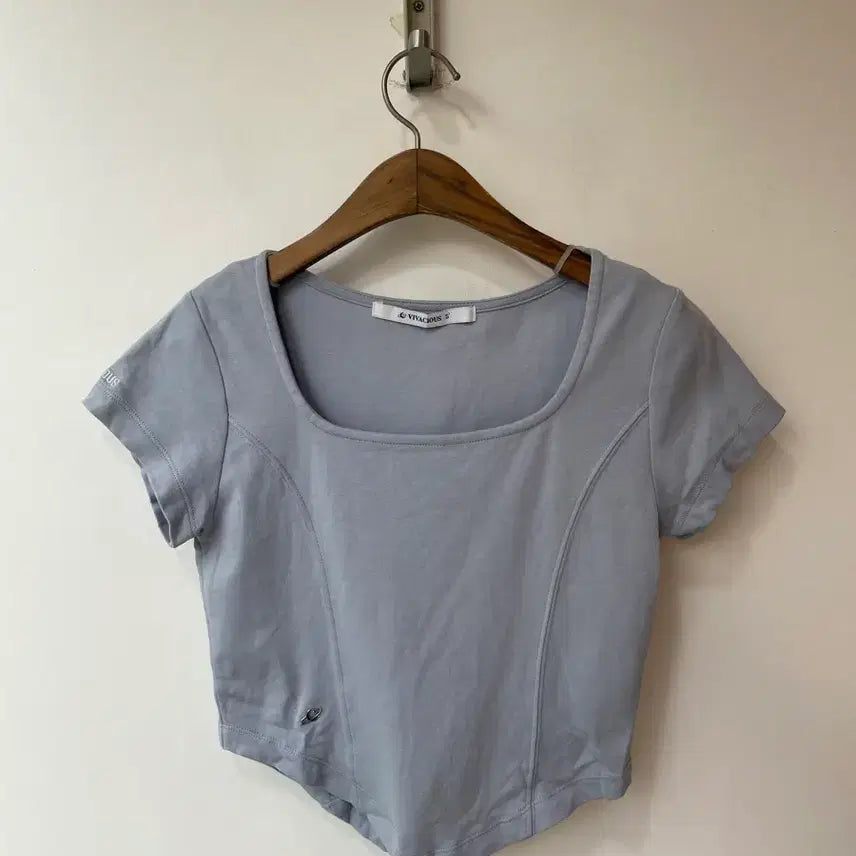[BUNJANG] Vivacious Square Neck Cropped Short Sleeve T-Shirt / VIVACIOUS비바셔스 스퀘어 넥 크롭 반팔티