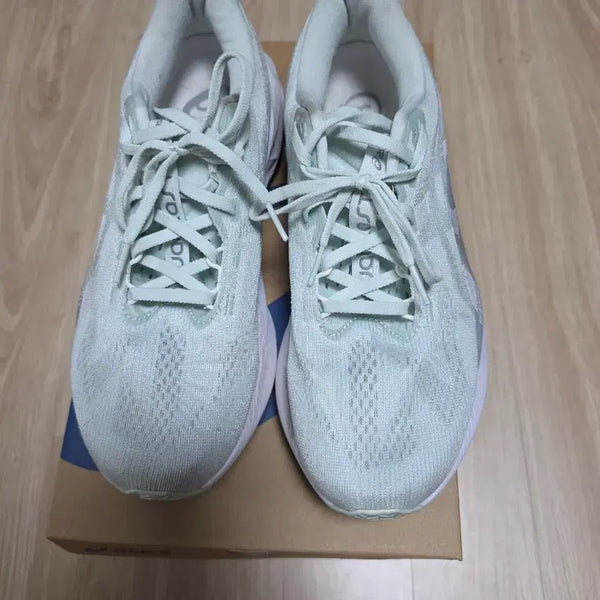 [BUNJANG] Asics NovaBlast 5 Pure Aqua Silver Grey Running Shoes (270) / 아식스 노바블라스트 5 퓨어 아쿠아 실 그레이 270
