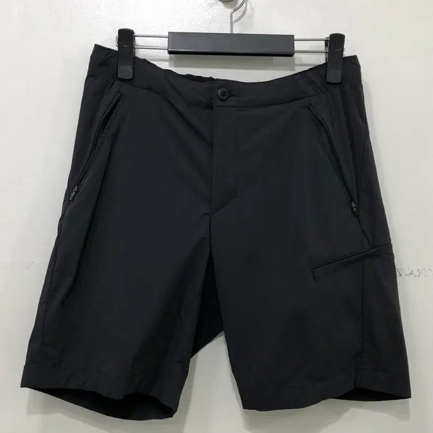 [BUNJANG] Uniqlo Black Shorts M / 유니클로 반바지 M