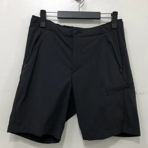 [BUNJANG] Uniqlo Black Shorts M / 유니클로 반바지 M