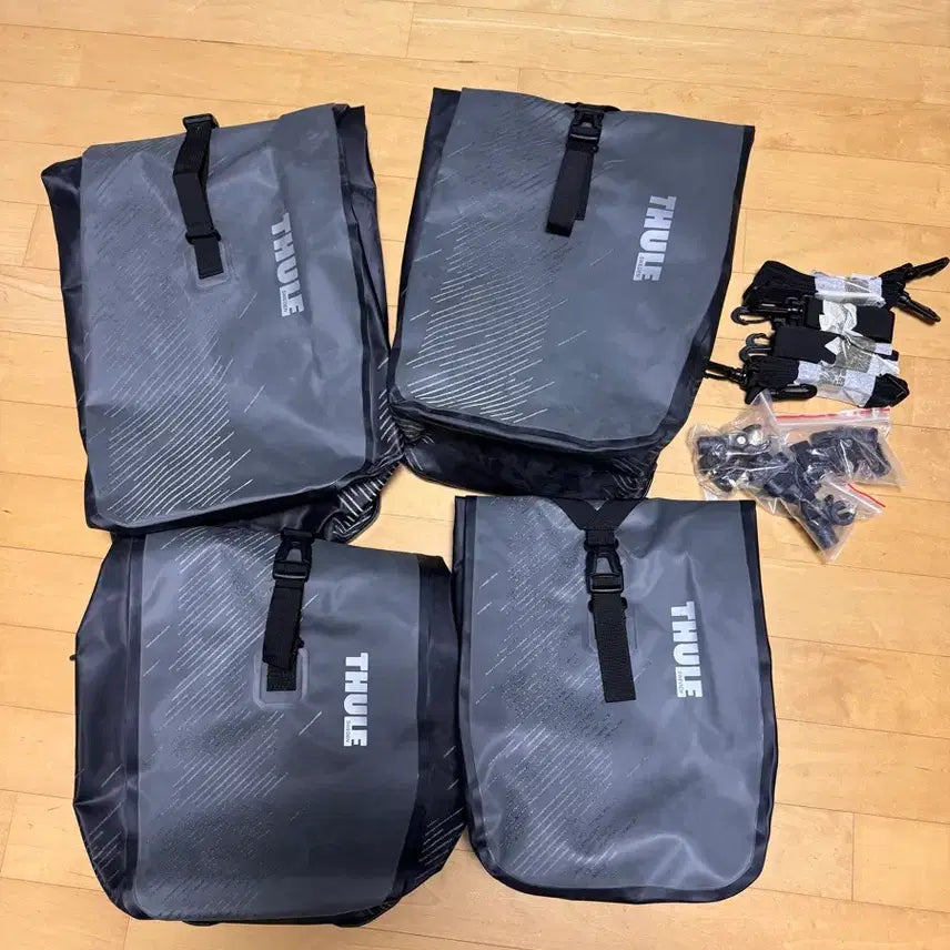 [BUNJANG] Thule Bicycle Pannier Bag Set / 툴레 자전거 패니어 가방 새트