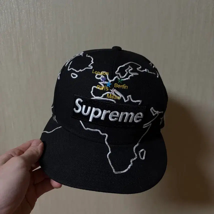 [BUNJANG] Supreme New Era Worldwide Box Logo Snapback / 슈프림 뉴에라 월드와이드 박스로고