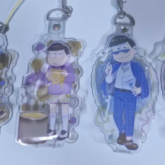 [BUNJANG] Osomatsusan Caravini Strap Set - Karamatsu & Ichimatsu / 오소마츠상 캐러비니 스트랩 카라마츠 & 이치마츠 세트