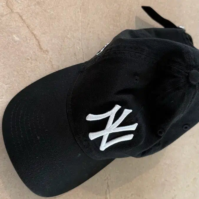 [BUNJANG] New Era New York MoMA Ball Cap / 뉴에라 뉴욕 모마 볼캡