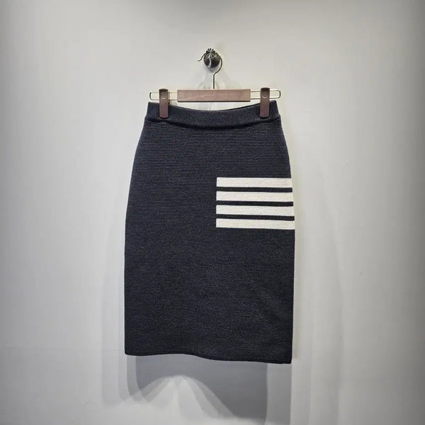 [BUNJANG] Thom Browne 4-Bar Stripe Pencil Skirt Dark Grey Size 38 / [중고/정품] 톰브라운 4바 스트라이프 펜슬 스커트 다크그레이 38