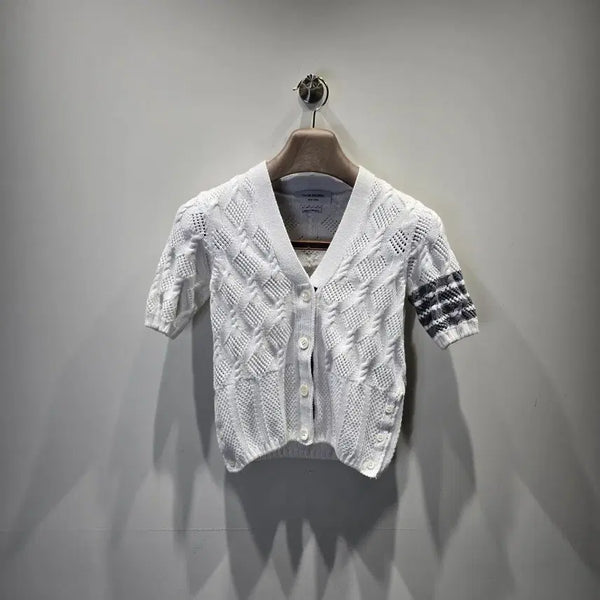 [BUNJANG] Thom Browne Cotton Cable Short Sleeve Diagonal V-Neck Cardigan White 38 / [중고/정품] 톰브라운 코튼 케이블 숏 슬리브 사선 브이넥 가디건 화이트 38