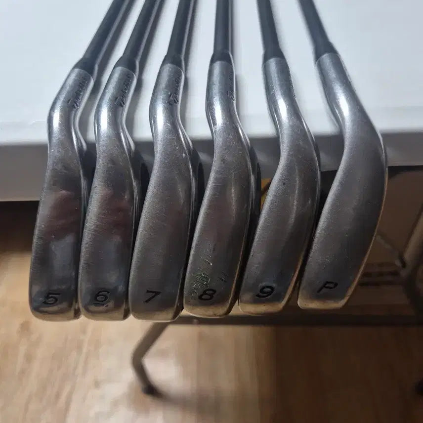 [BUNJANG] TaylorMade Men's Carbon Iron Set (5-PW) / 연습용 아이언 세트