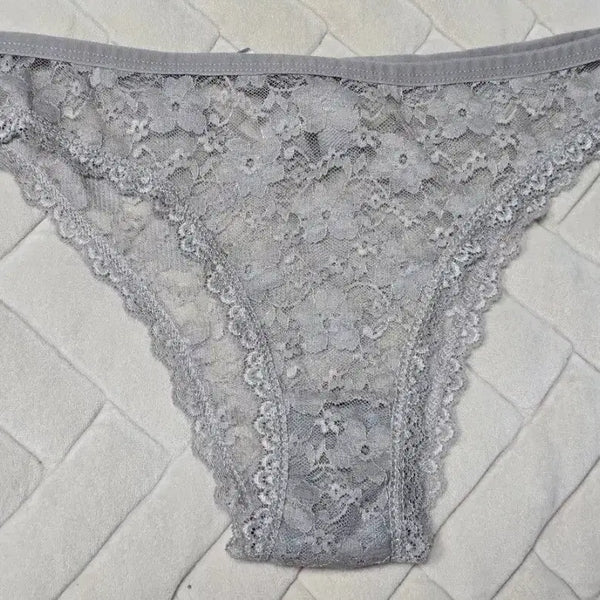 [BUNJANG] Low-Rise Rhinestone Lace T-Panty - Used / 휴가할인^^  로우라이즈 라인스톤 레이스 T팬티 - 중고