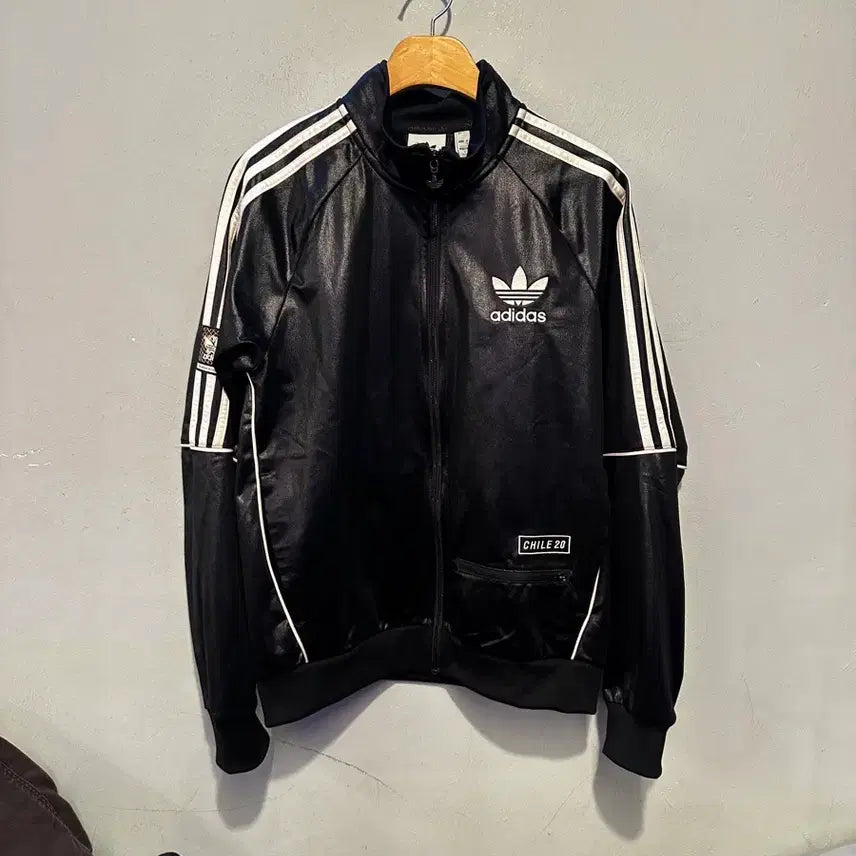 [BUNJANG] Adidas Authentic Limited Edition Shiny Jersey / 아디다스 정품 한정판 유광져지
