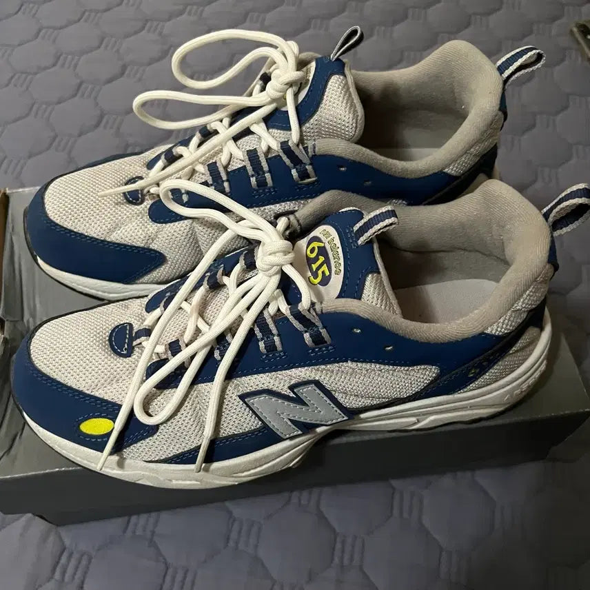 [BUNJANG] New Balance 615 Sneakers / (255) 뉴발란스 615