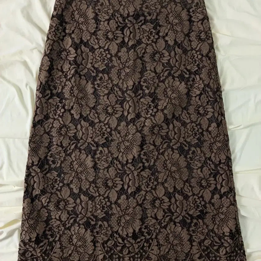 [BUNJANG] Brown Flower Lace Long Skirt / 브라운 플라워 레이스 롱스커트