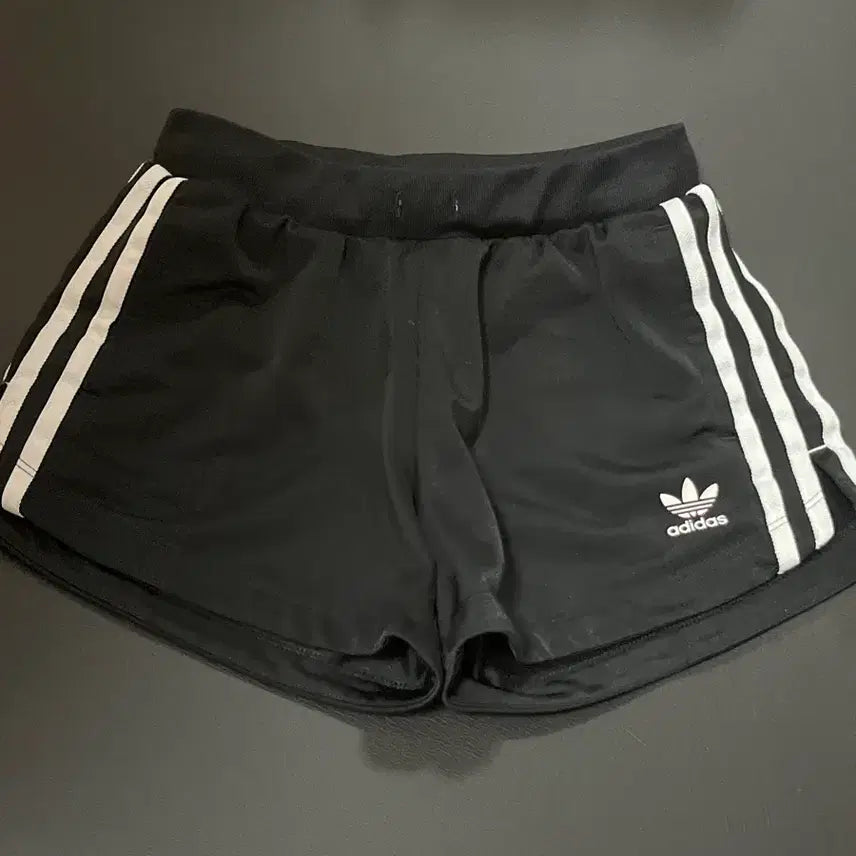 [BUNJANG] Adidas Firebird Shorts / 아디다스 파이어버드 반바지 쇼츠