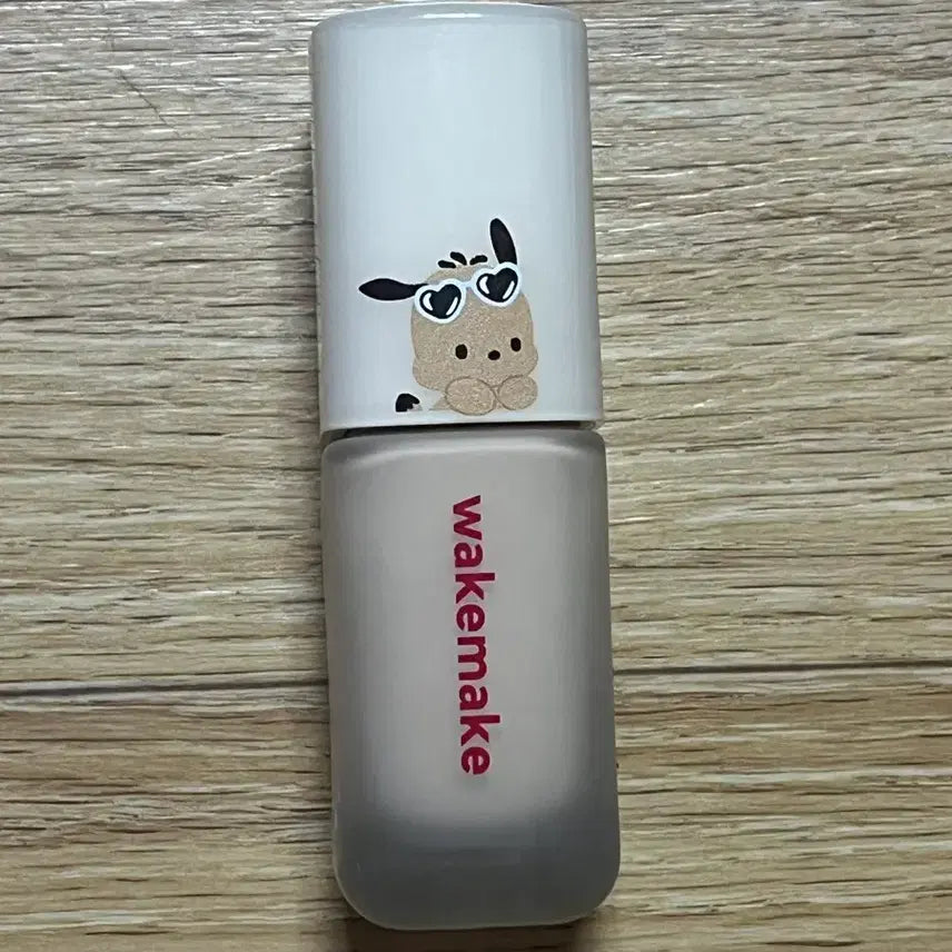 [BUNJANG] WAKEMAKE Seamless Wear Foundation Pochacco Edition 21N / 웨이크메이크 심리스웨어 파운데이션 포챠코 에디션 21N