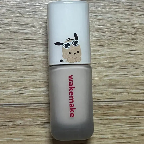 [BUNJANG] WAKEMAKE Seamless Wear Foundation Pochacco Edition 21N / 웨이크메이크 심리스웨어 파운데이션 포챠코 에디션 21N