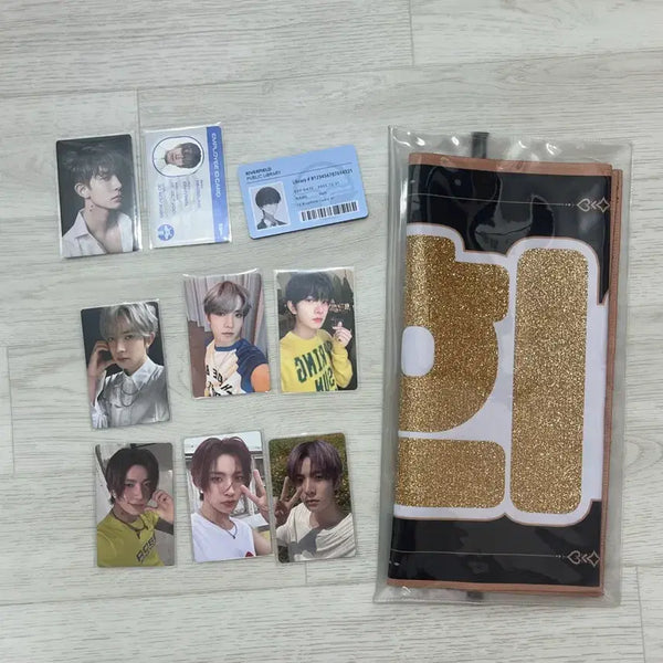 [BUNJANG] Enhypen Sunghoon Evan Photocard & Slogan Bundle Set / 엔하이픈 에반 이희승 양도 처분