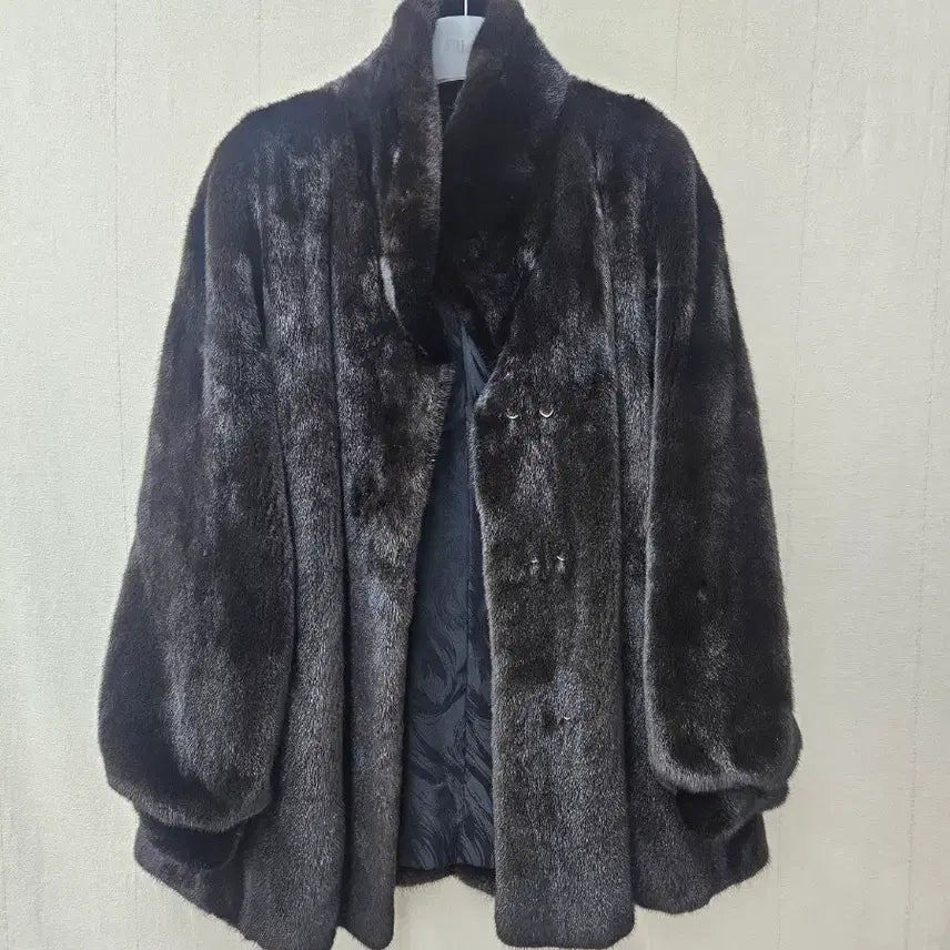 [BUNJANG] Onhwa Fur Blackglama Mink Coat / 온화모피  블랙그라마밍크코트  66~77