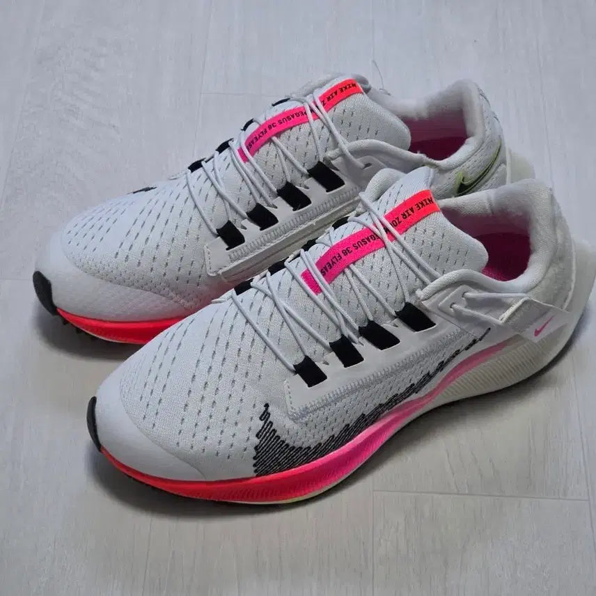 [BUNJANG] Nike Women's Air Zoom Pegasus 38 FlyEase 230mm / [1회 착용] 나이키 우먼스 에어 줌 페가수스 38 플라이이즈 230사이즈
