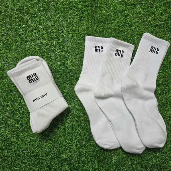 [BUNJANG] Miu Miu Embroidered Crew Socks White / 미우미우 양말 화이트