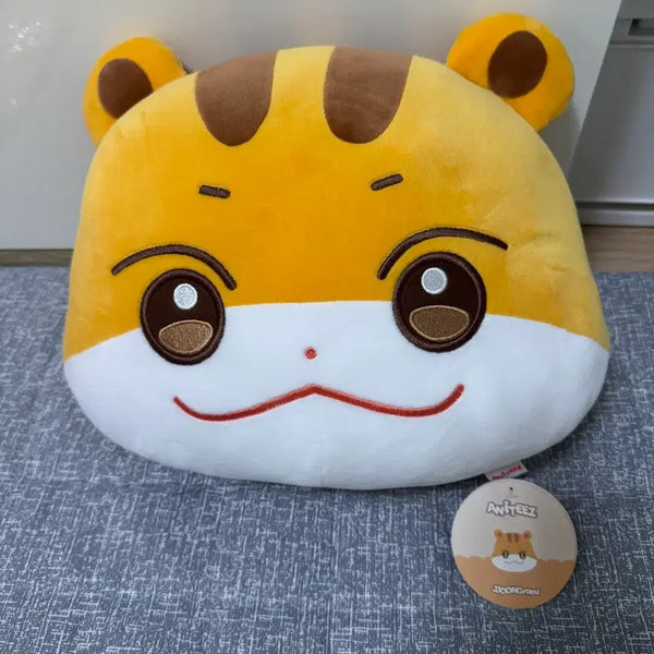 [BUNJANG] ATEEZ Hongjoong Jungrami Face Cushion / 에이티즈 ATEEZ 애니티즈 팝업 굿즈 페이스쿠션 홍중 쭝라미