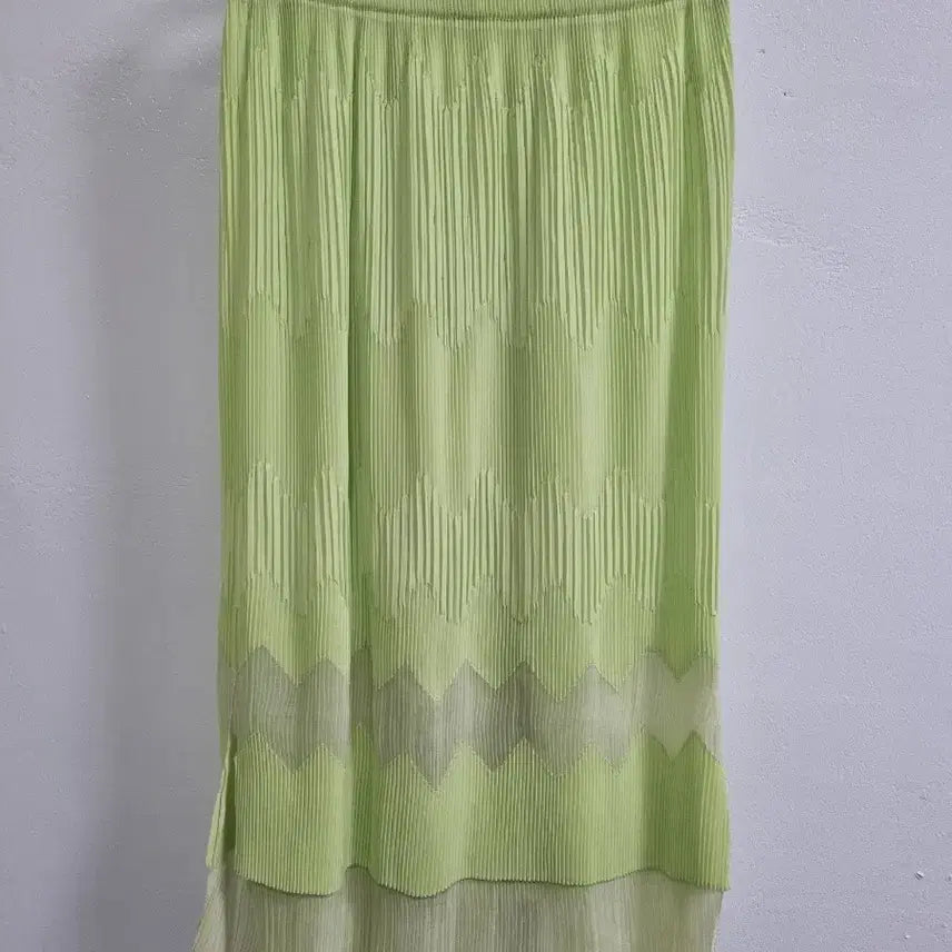 [BUNJANG] System Pleated Skirt Lime / 시스템 플리츠 스커트 라임 64-94