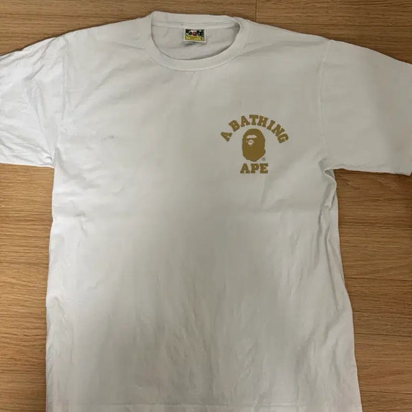 [BUNJANG] BAPE Apes Together Strong Camo Logo Short Sleeve T-Shirt White / 베이프(BAPE) 반팔 티셔츠 화이트 (Apes Together Strong 카모 로고)