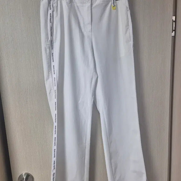 [BUNJANG] 2023 Paris Gaites Golf Wear Smile Logo Line Pants White / (23년) 파리게이츠 골프웨어 스마일 로고 라인팬츠 바지 71