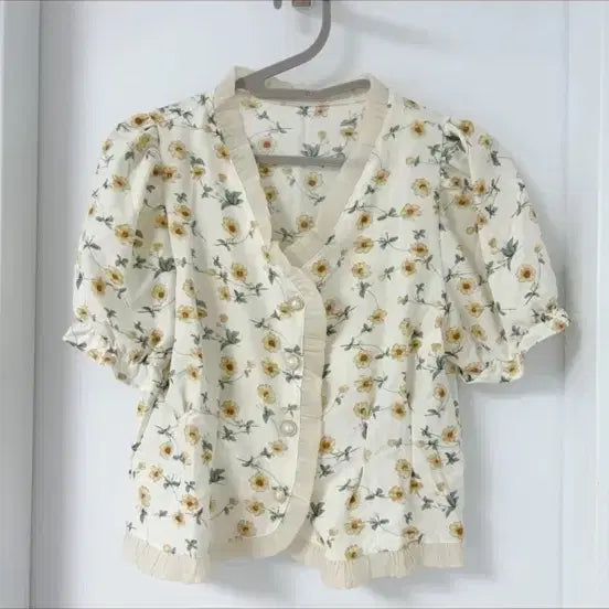 [BUNJANG] Flower Blouse (Size 44-55) / 플라워 블라우스 44~55