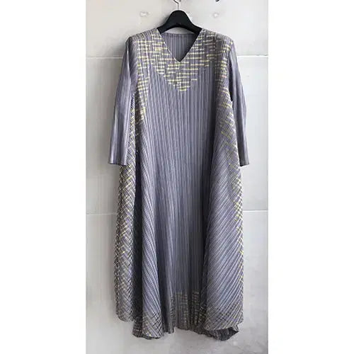 [BUNJANG] Gold Trim Machine Pleated Midi Dress / 골드배색 그레이 기계주름원피스-66.77/새거수준
