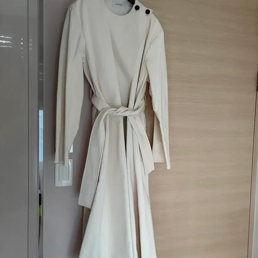 [BUNJANG] Lemaire Ivory Coat / 르메르 아이보리 코트 36