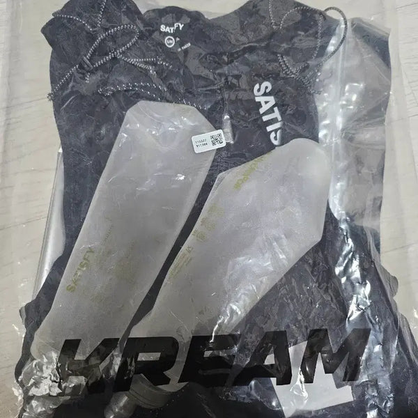 [BUNJANG] Satisfy Justice Cordura 5L Hydration Vest Black / 세티스파이 저스티스 코듀라 5L 하이드레이션 베스트 블랙