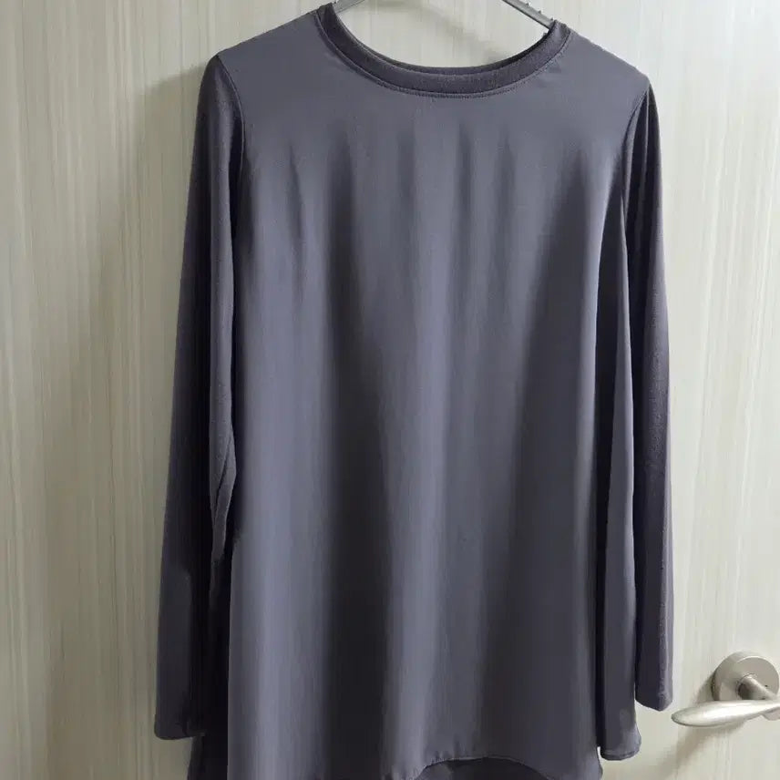 [BUNJANG] Gray Long Sleeve T-Shirt with Chiffon Blouse Detail / 그레이 긴팔티 + 블라우스