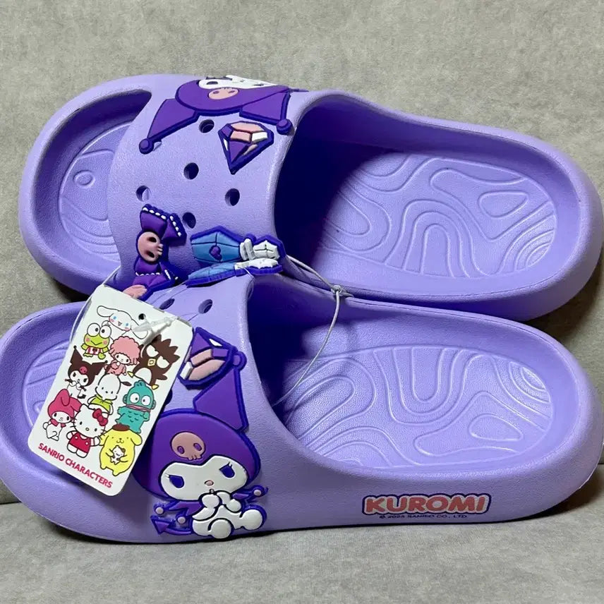 [BUNJANG] Sanrio Kuromi Slippers (240mm, fits up to 250mm) / 산리오 쿠로미 슬리퍼 240mm (250까지 가능)