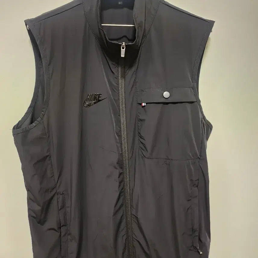 [BUNJANG] Nike Golf Windbreaker Vest Black (New) / 나이키 바람막이 조끼 검정 (새상품)