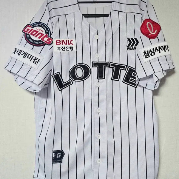 [BUNJANG] Lotte Giants Reyes Marked Old Uniform (Size 95/M) / 롯데 롯데자이언츠 프페 올드 유니폼 레이예스 마킹 95(M) 판매
