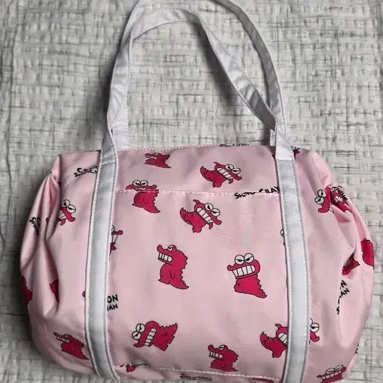 [BUNJANG] Crayon Shin-chan Pink Crocodile Pattern Boston Bag / 크레용신짱  짱구, 분홍색 악어 패턴 보스턴 백 2종