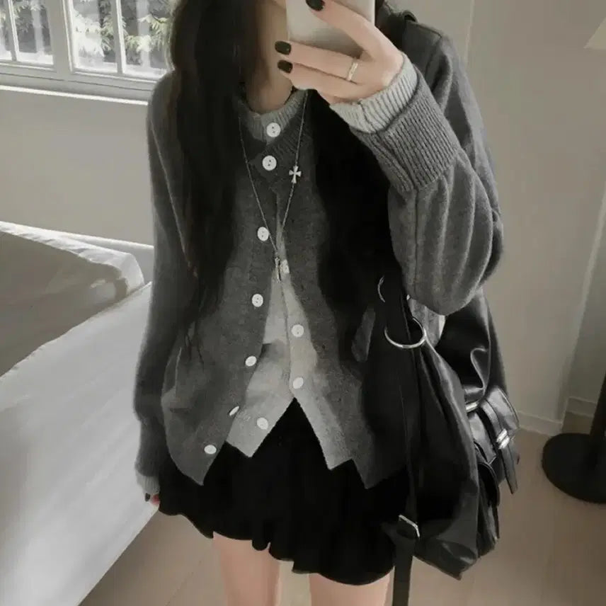 [BUNJANG] Layered Round Neck Knit Cardigan - Charcoal / 일체형 레이어드 라운드넥 니트 긴팔 가디건 차콜