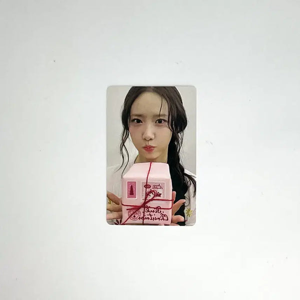 [BUNJANG] Girls' Generation Yoona 2024 Pink Christmas Photocard / 소녀시대 윤아 2024 핑크 크리스마스 포토카드 포카1 GG YOONA 2024 PINK CHRISTMAS PHOTOCARD 1