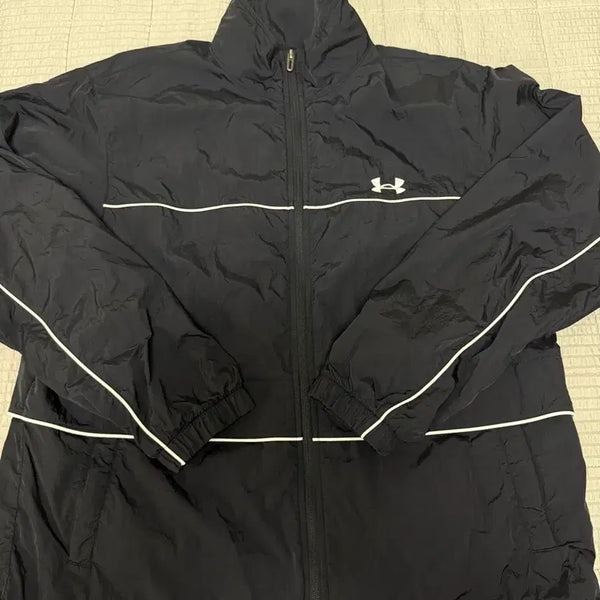 [BUNJANG] Under Armour Windbreaker Jacket Black / 언더아머 바람막이 점퍼 블랙