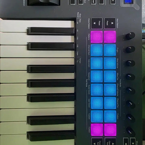 [BUNJANG] Novation FLkey 49 MIDI Keyboard Controller / [네고환영]49건반 미디키보드 노베이션 FLkey 49 판매합니다!