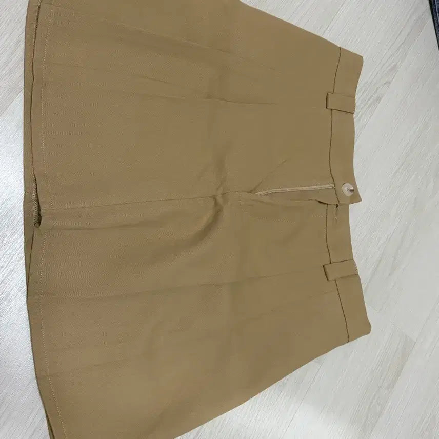 [BUNJANG] Beige Skirt Pants / 베이지색 치마바지