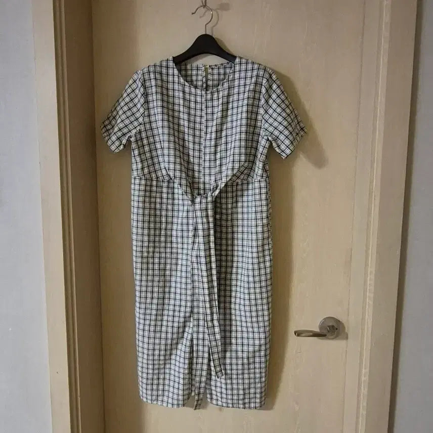 [BUNJANG] Check Pattern Short-Sleeve Midi Dress / 체크 패턴 반팔 원피스사이즈 55~66