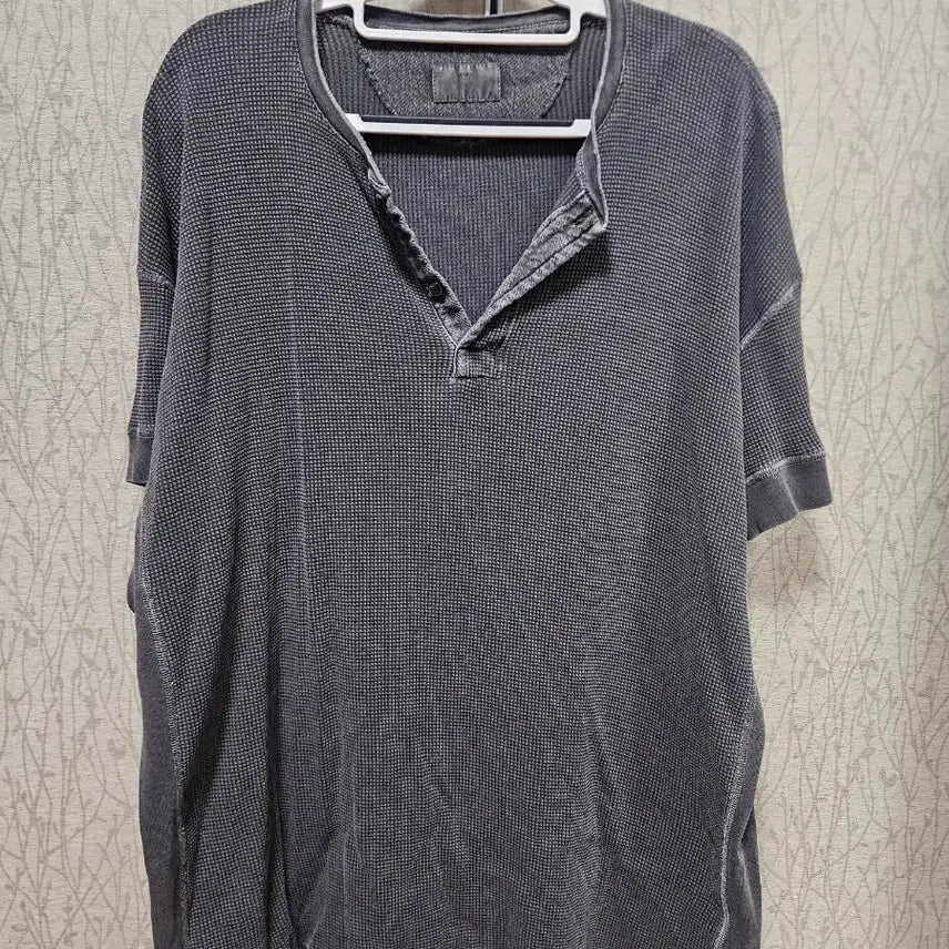 [BUNJANG] Heist Waffle Henley Dark Grey Size 2 / 헤이스트 와플 헨리넥 다크그레이 2사이즈