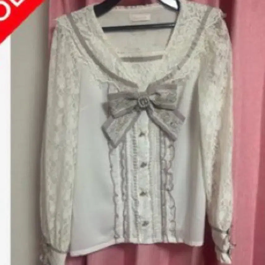 [BUNJANG] Lizlisa Blouse / 리즈리사 블라우스